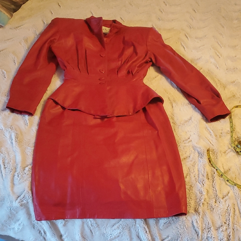 Ruth Wagner Red Leather Skirt Suit Sz S